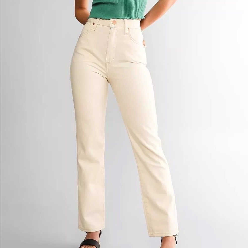 Women’s Wrangler Wild West High Rise Straight Jean